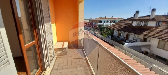 3 rooms House in Anzio, Italy No. 143692 41