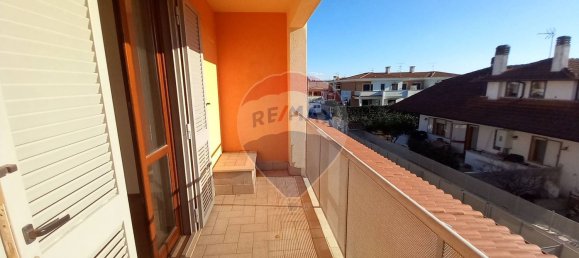 3 rooms House in Anzio, Italy No. 143692 12