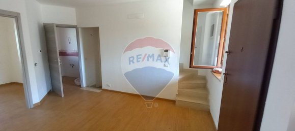 3 rooms House in Anzio, Italy No. 143692 26