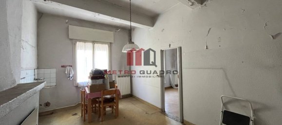 4 bedrooms House in Faenza, Italy No. 157932 7