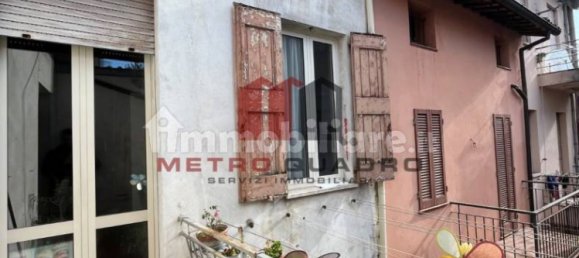 4 bedrooms House in Faenza, Italy No. 157932 2