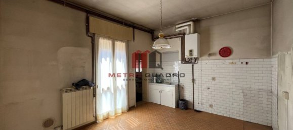 4 bedrooms House in Faenza, Italy No. 157932 5