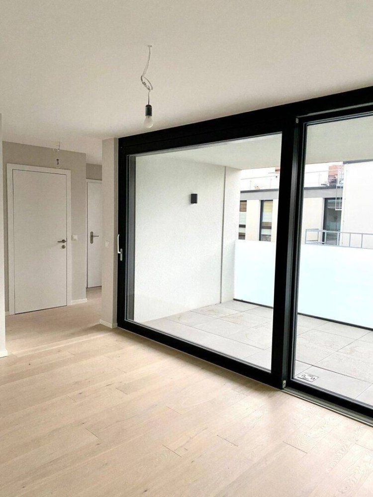 3غرفة شقة في Dobling, Austria رقم 176942