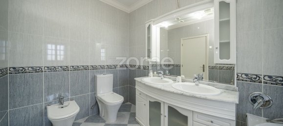 Дом с 8 спальнями в Повуа ди Ланьозу, Португалия № 31710 18