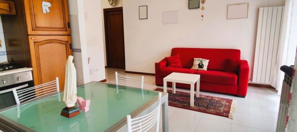 2 rooms Apartment in Perugia, Italy No. 299686 3