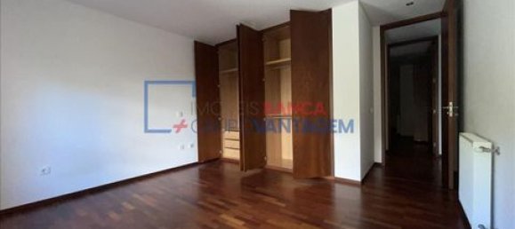 3 bedrooms Apartment in Porto, Portugal No. 214159 13