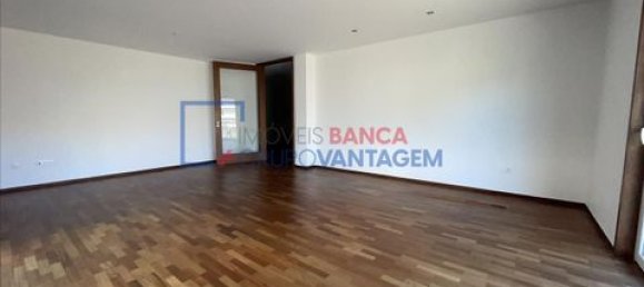 3 bedrooms Apartment in Porto, Portugal No. 214159 7