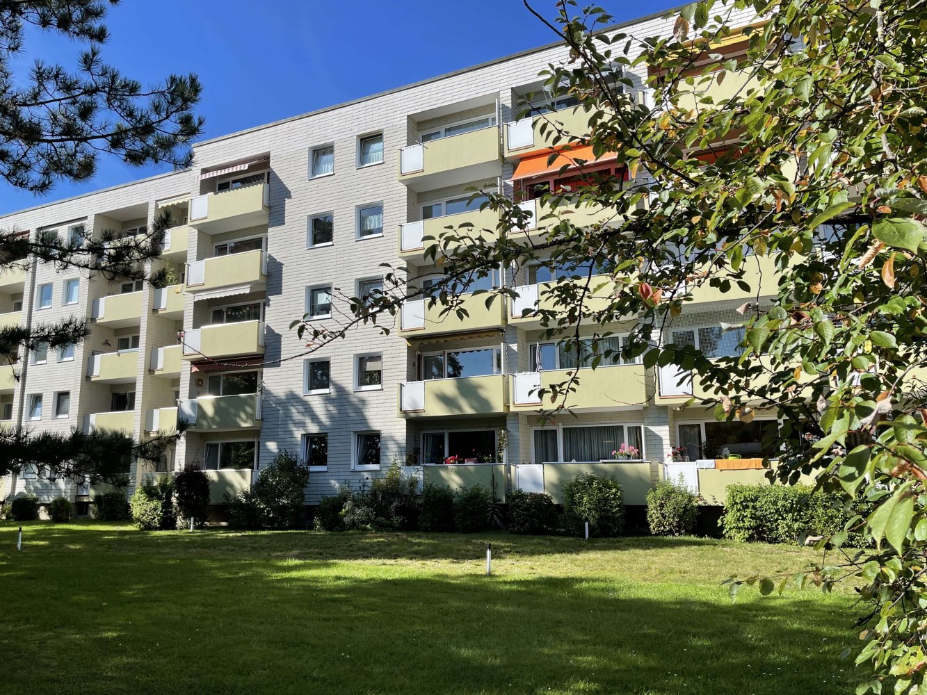 2 Schlafzimmer Wohnung in Fürstenfeldbruck, Germany, Nr. 240955