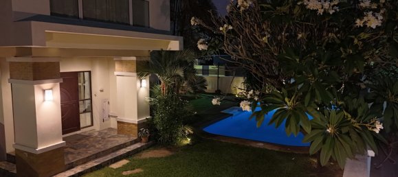 4 bedrooms Cafe / restaurant in Bangkok, Thailand No. 21727 18