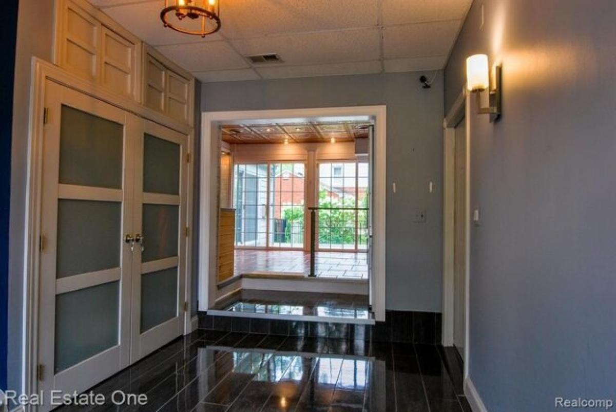 5 غرف نوم منزل في Huntington Woods, USA رقم 425567