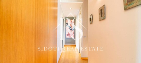 3 bedrooms Penthouse in Segrate, Italy No. 2583 27