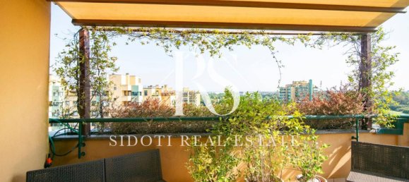 3 bedrooms Penthouse in Segrate, Italy No. 2583 43