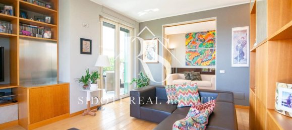 3 bedrooms Penthouse in Segrate, Italy No. 2583 16
