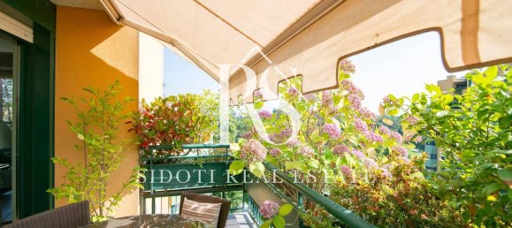 3 bedrooms Penthouse in Segrate, Italy No. 2583 25