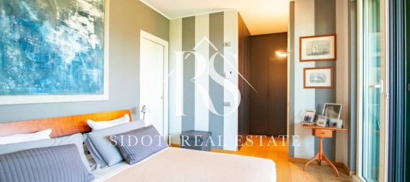 3 bedrooms Penthouse in Segrate, Italy No. 2583 22