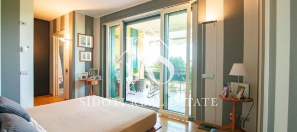 3 bedrooms Penthouse in Segrate, Italy No. 2583 21