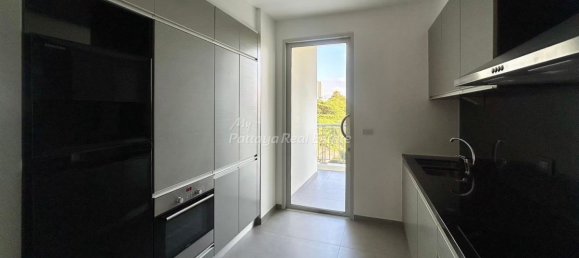 2 bedrooms Condo in Pattaya, Thailand No. 10627 11