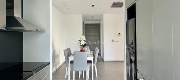 2 bedrooms Condo in Pattaya, Thailand No. 10627 12