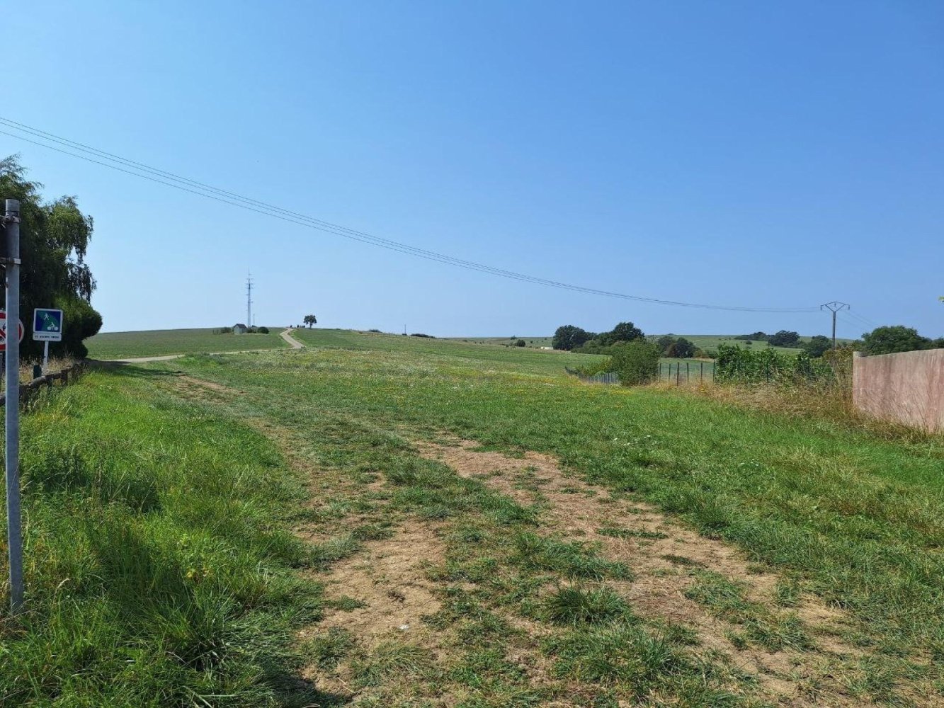 Grundstück in Nousseviller-Saint-Nabor, France 2115m², Nr. 337323