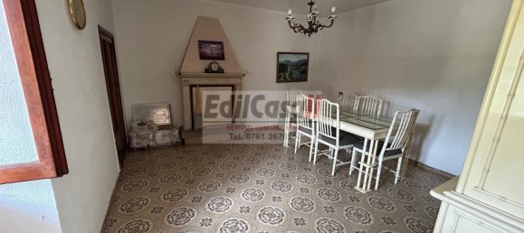 5 rooms House in Viterbo, Italy No. 283423 5