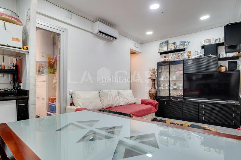 Apartamento T3 em L'Hospitalet de Llobregat, Spain N.º 211544