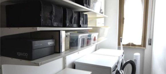 9 غرف نوم شقة في Chiaravalle, Italy رقم 362597 17