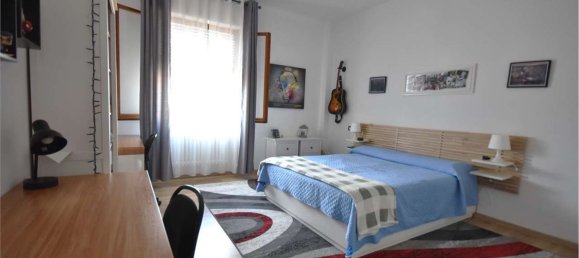 9 غرف نوم شقة في Chiaravalle, Italy رقم 362597 12