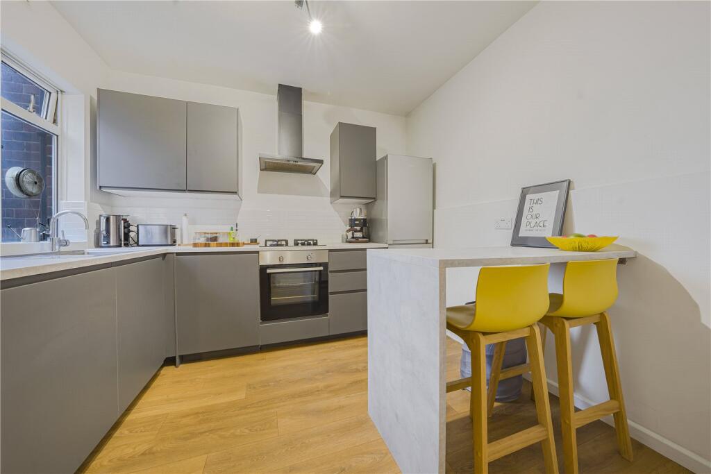 1 bedroom Apartment in Raynes Park, United Kingdom No. 7257