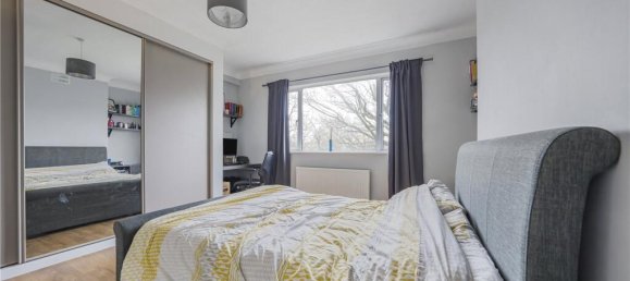 1 bedroom Apartment in Raynes Park, United Kingdom No. 7257 9