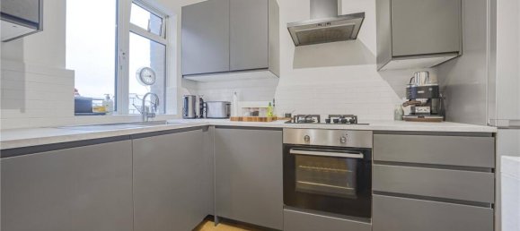 1 bedroom Apartment in Raynes Park, United Kingdom No. 7257 3