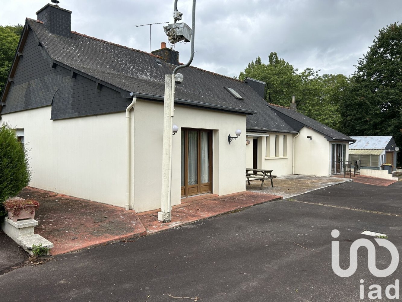 Casa de 3 dormitorios en Meneac, France No. 321504