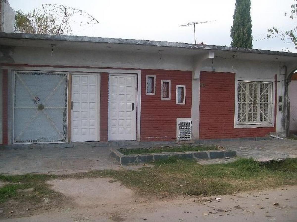 3 Schlafzimmer Haus in Berazategui, Argentina, Nr. 457