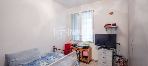 Villa de 4 dormitorios en Casalgrande, Italy No. 319837 8