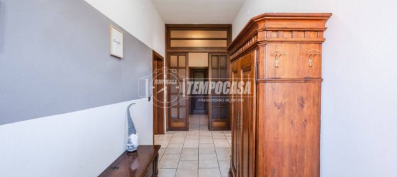 Villa de 4 dormitorios en Casalgrande, Italy No. 319837 19