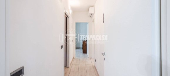 Villa de 4 dormitorios en Casalgrande, Italy No. 319837 5