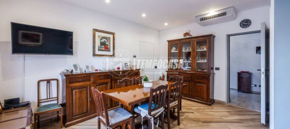 Villa de 4 dormitorios en Casalgrande, Italy No. 319837 18