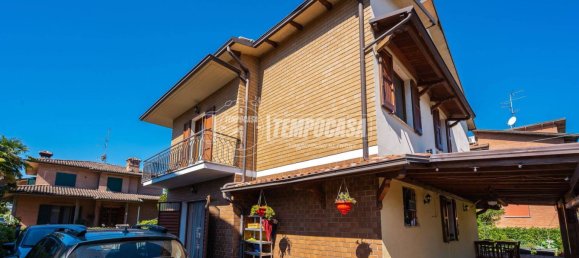 Villa de 4 dormitorios en Casalgrande, Italy No. 319837 43