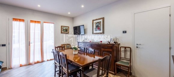 Villa de 4 dormitorios en Casalgrande, Italy No. 319837 16