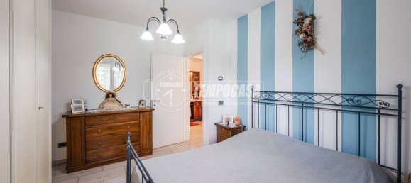 Villa de 4 dormitorios en Casalgrande, Italy No. 319837 15