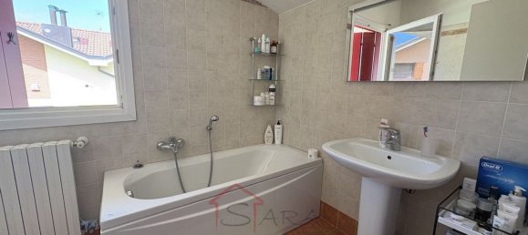 3 rooms Villa in Albignasego, Italy No. 281212 8