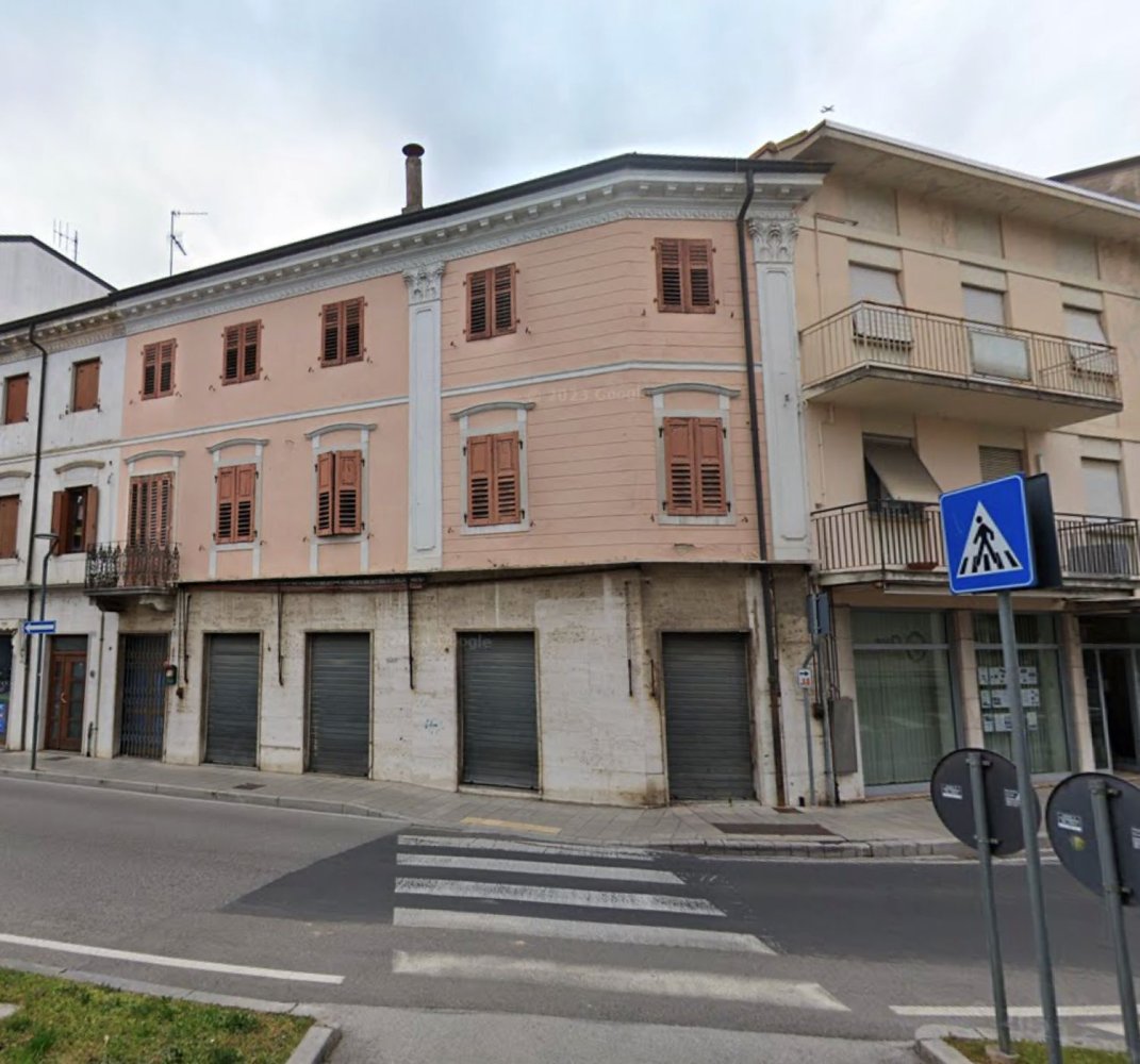 15-Zimmer Villa in Udine, Italy, Nr. 191903