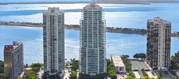 2 غرف نوم عقار تجاري في Miami, USA رقم 615008 3