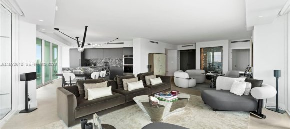 2 غرف نوم عقار تجاري في Miami, USA رقم 615008 19