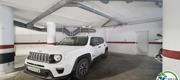 3 bedrooms Penthouse in Roses, Spain No. 178687 16