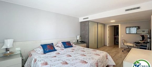 3 bedrooms Penthouse in Roses, Spain No. 178687 9