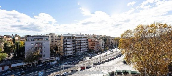 2 bedrooms Penthouse in Rome, Italy No. 205722 27