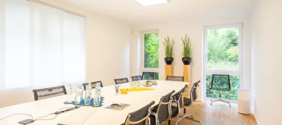 83 rooms Building in Krefeld, Germany No. 55020 8