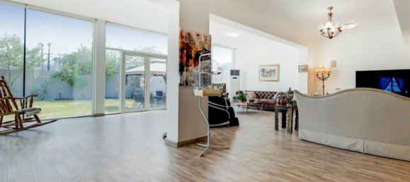 3 chambres Villa à Falcon City of Wonders, UAE No. 3497 12