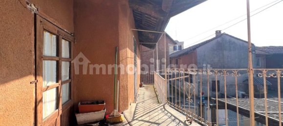 Вилла с 3 спальнями в Кунео, Италия № 11905 9