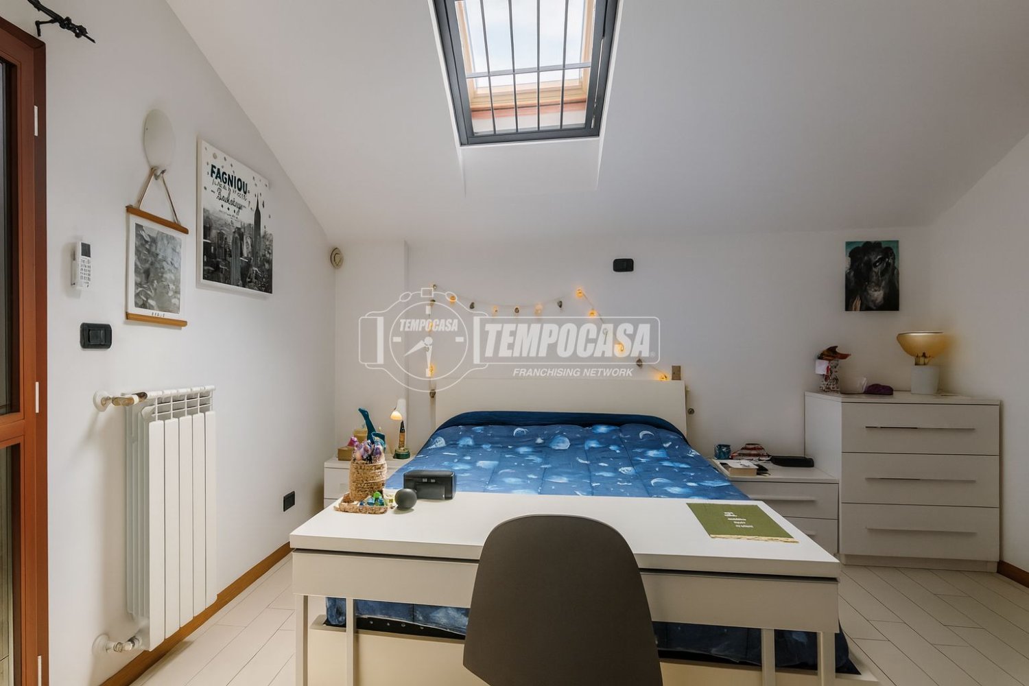 Квартира с 2 комнатами в Сан Джулиано Миланезе, Италия № 275863